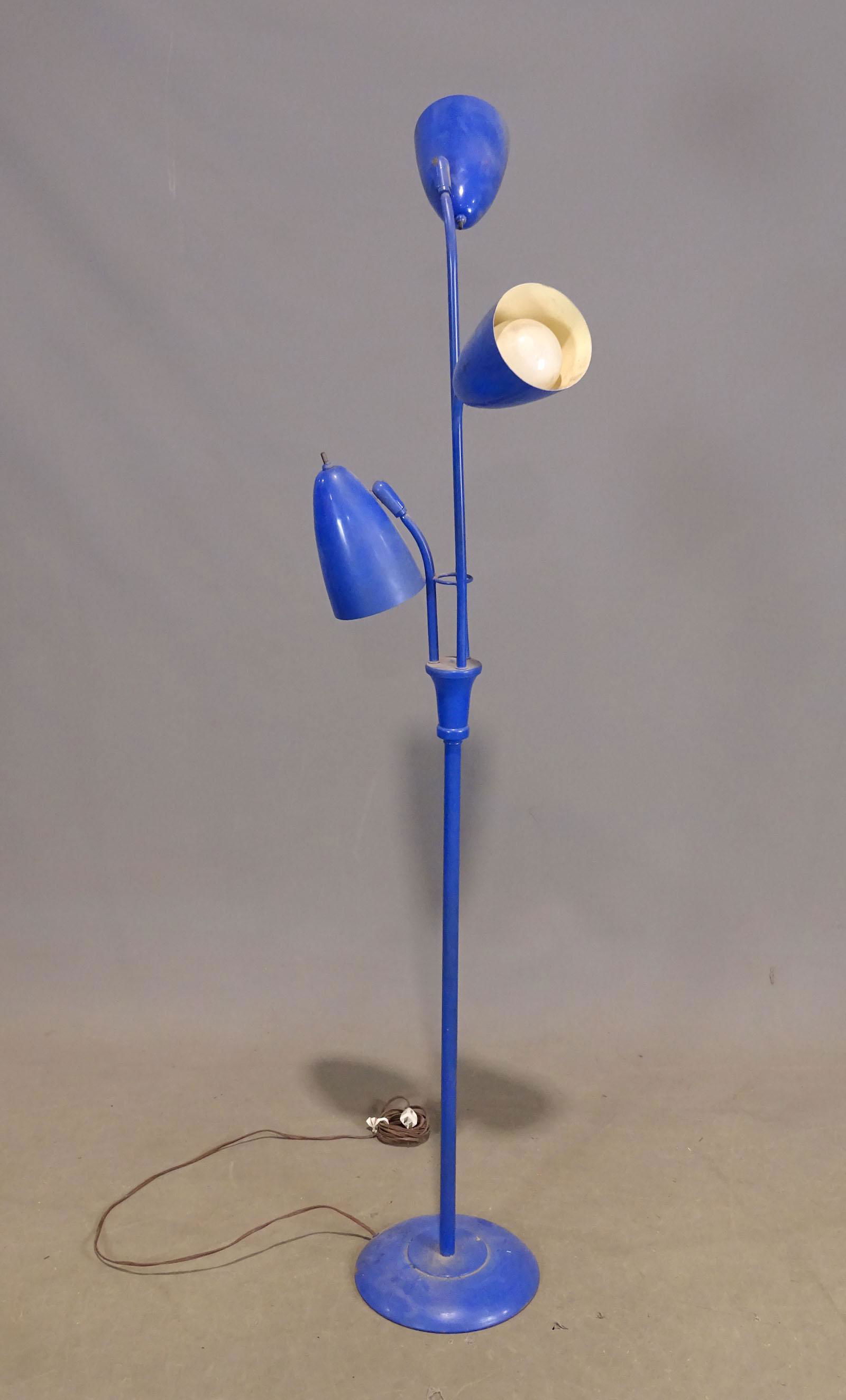 Modern Design Lamp (1 of 3)