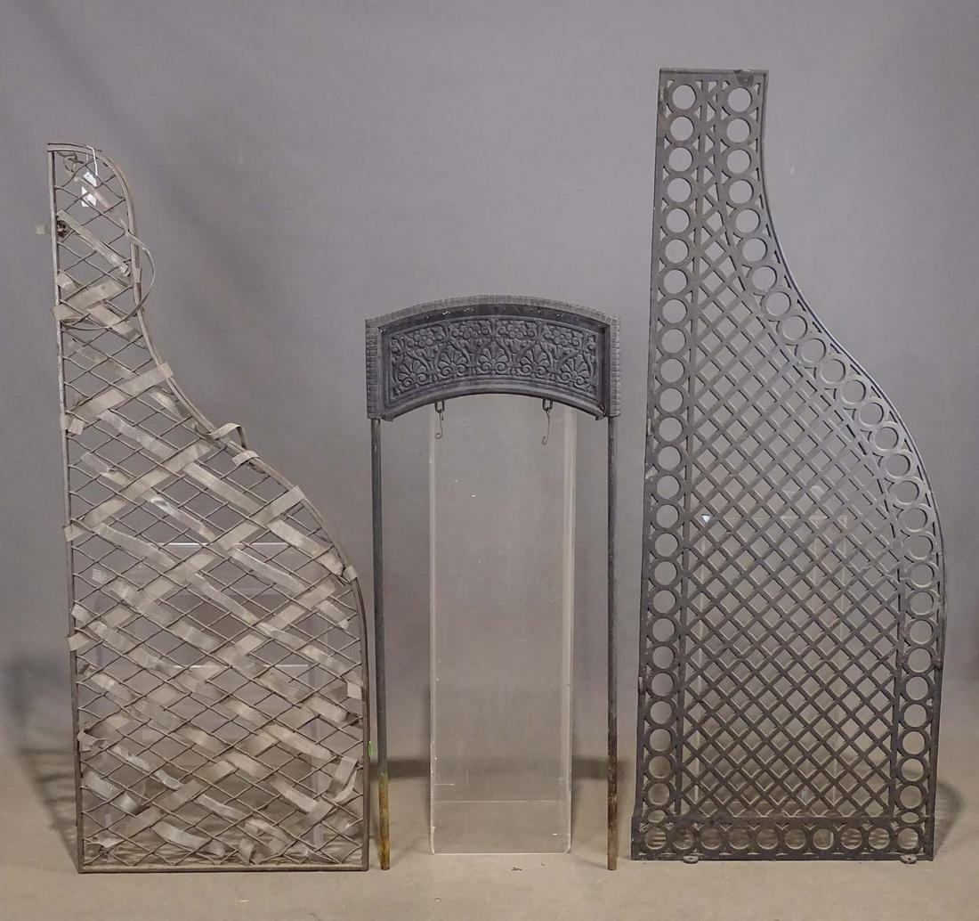 Metal Sign Stand: Metal sign stand. 20 1/2" x 48", along with horse stantion divider (23" x 64") and piano board.