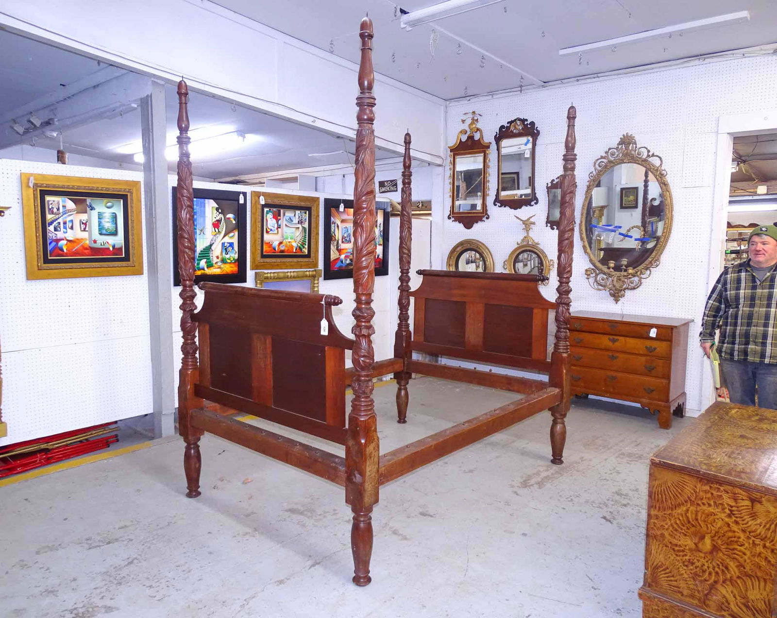 19th c. Carved New York Bed: 19th c. carved mahogany New York bed. Possibly Duncan Phyfe. 57" W., 93" Ht., 81 1/2" D..