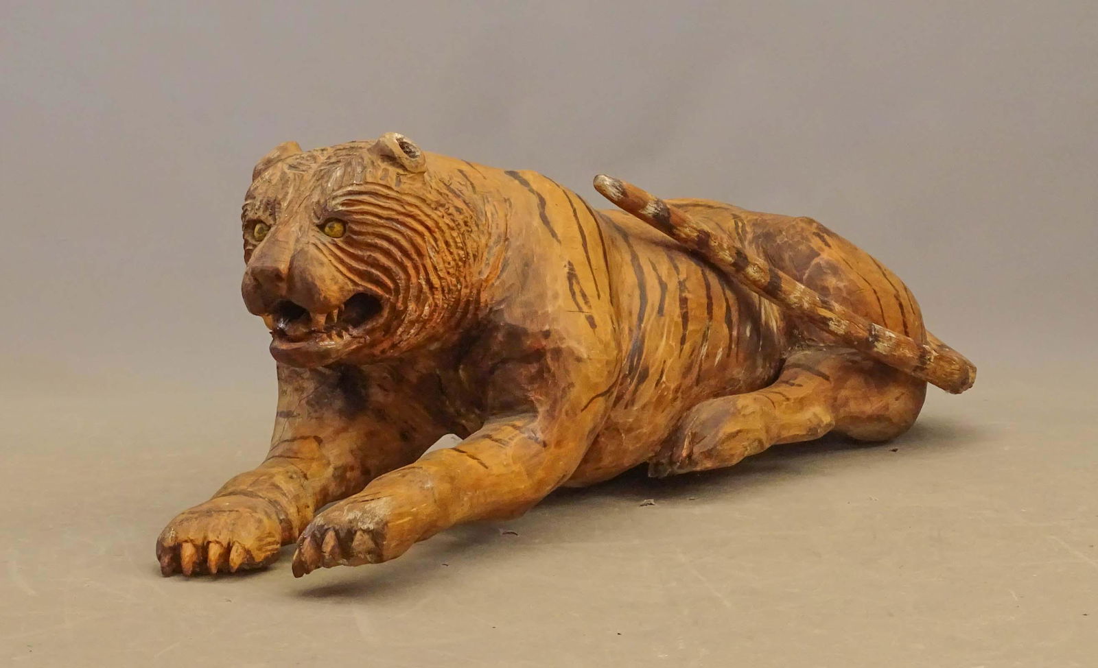 Folk Art Tiger Carving (1 of 9)