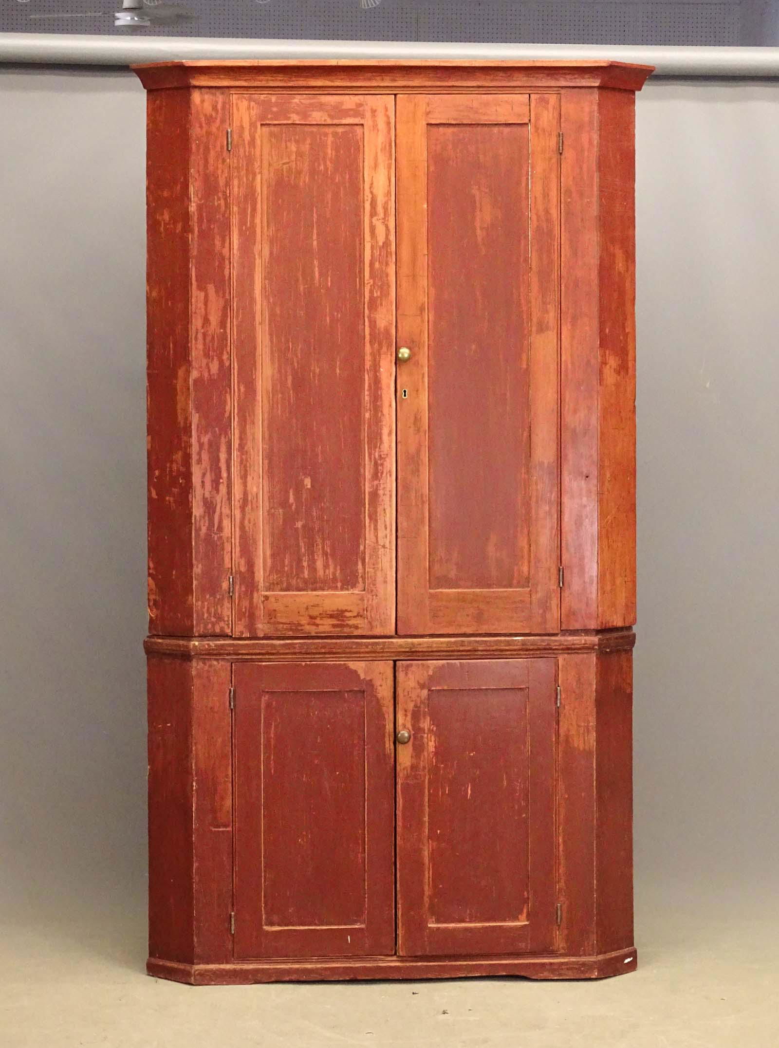 19th c. Corner Cupboard (1 of 8)