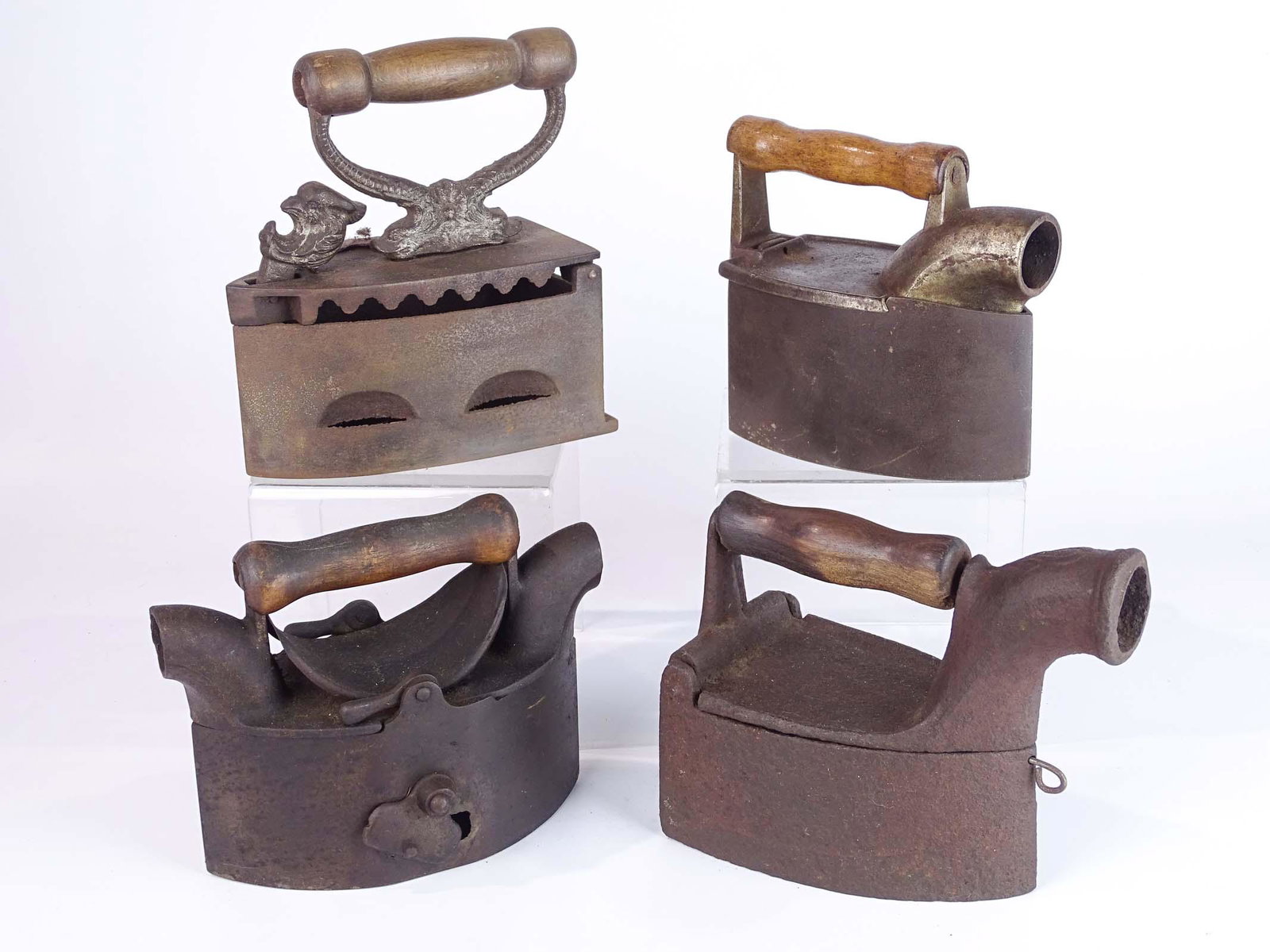 Iron Lot: Lot (4) early irons. Largest 7" L.. Provenance: Dave & Sue Irons Collection Pennsylvania.
