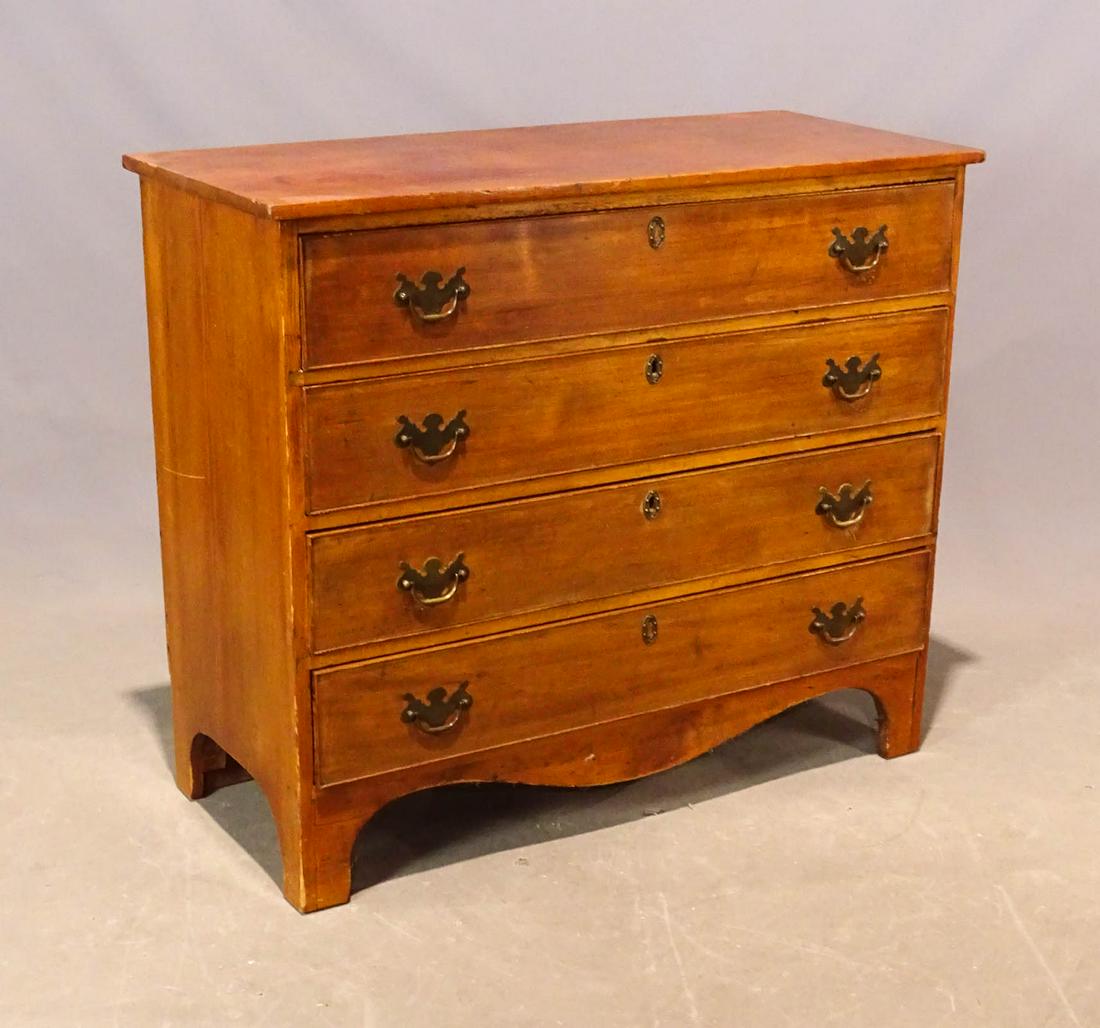 19th c. Hepplewhite Chest of Drawers (1 of 8)