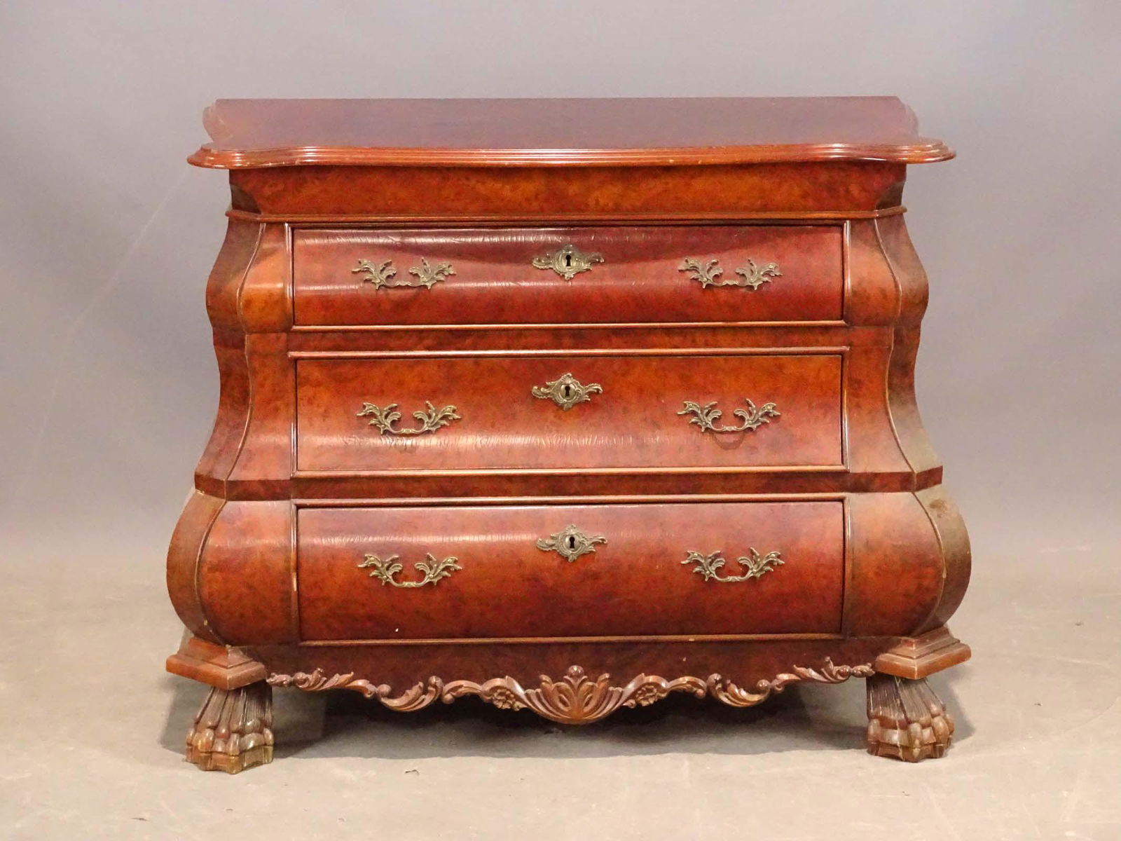 Continental Chest of Drawers (1 of 8)