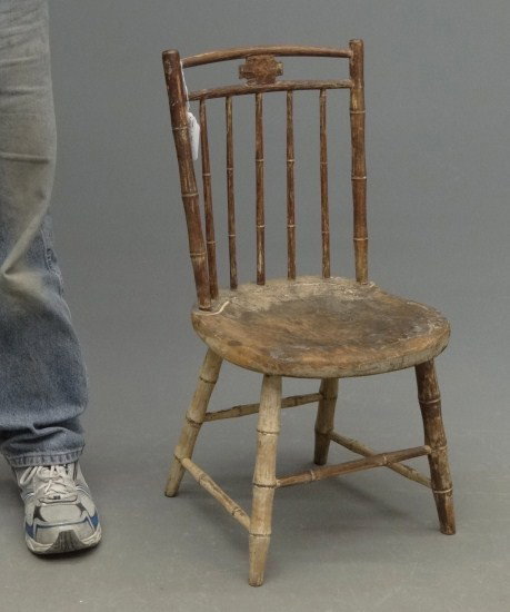 Child' s Windsor: 19th c. Penna. rodback child' s Windsor chair. 29" Overall Ht.