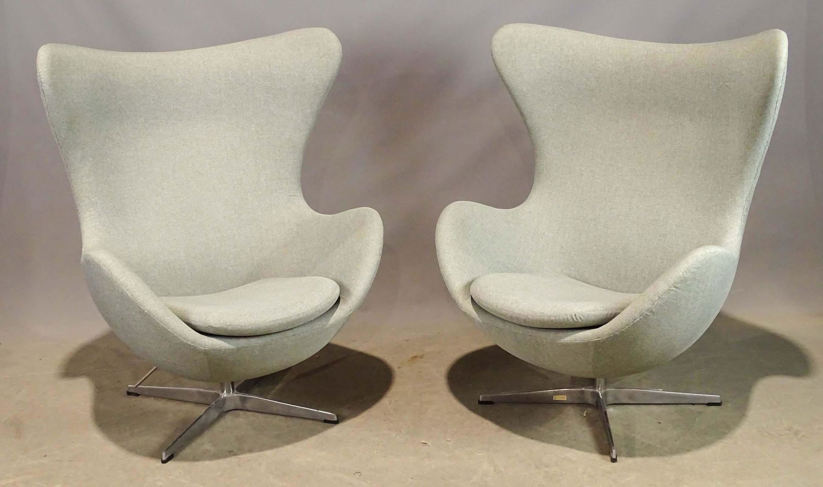 Pair Modern Design Swivel Chairs (1 of 6)