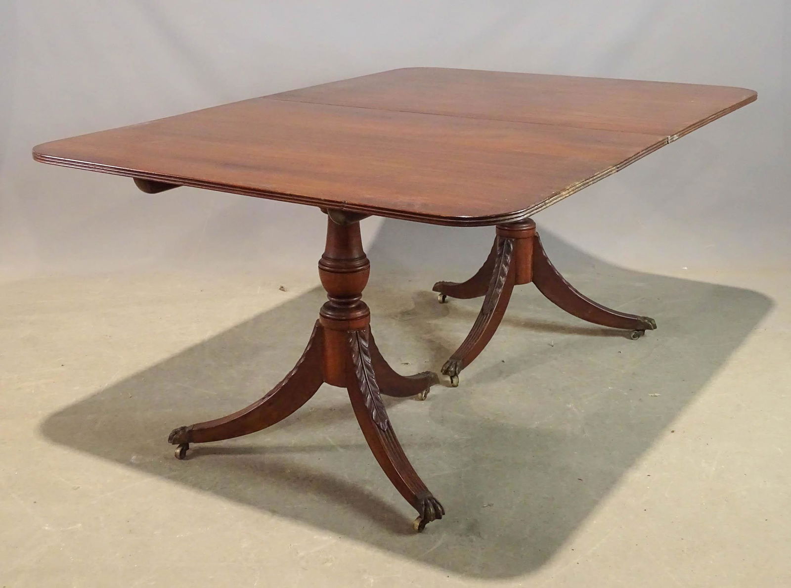 Mahogany Pedestal Dining Table (1 of 9)