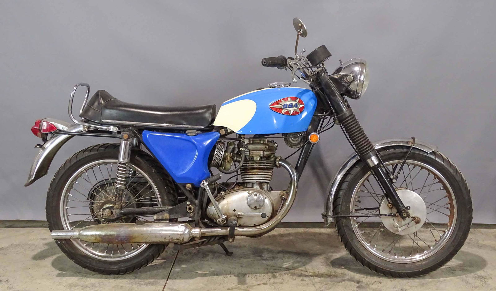 1968 BSA Motorcycle (1 of 10)