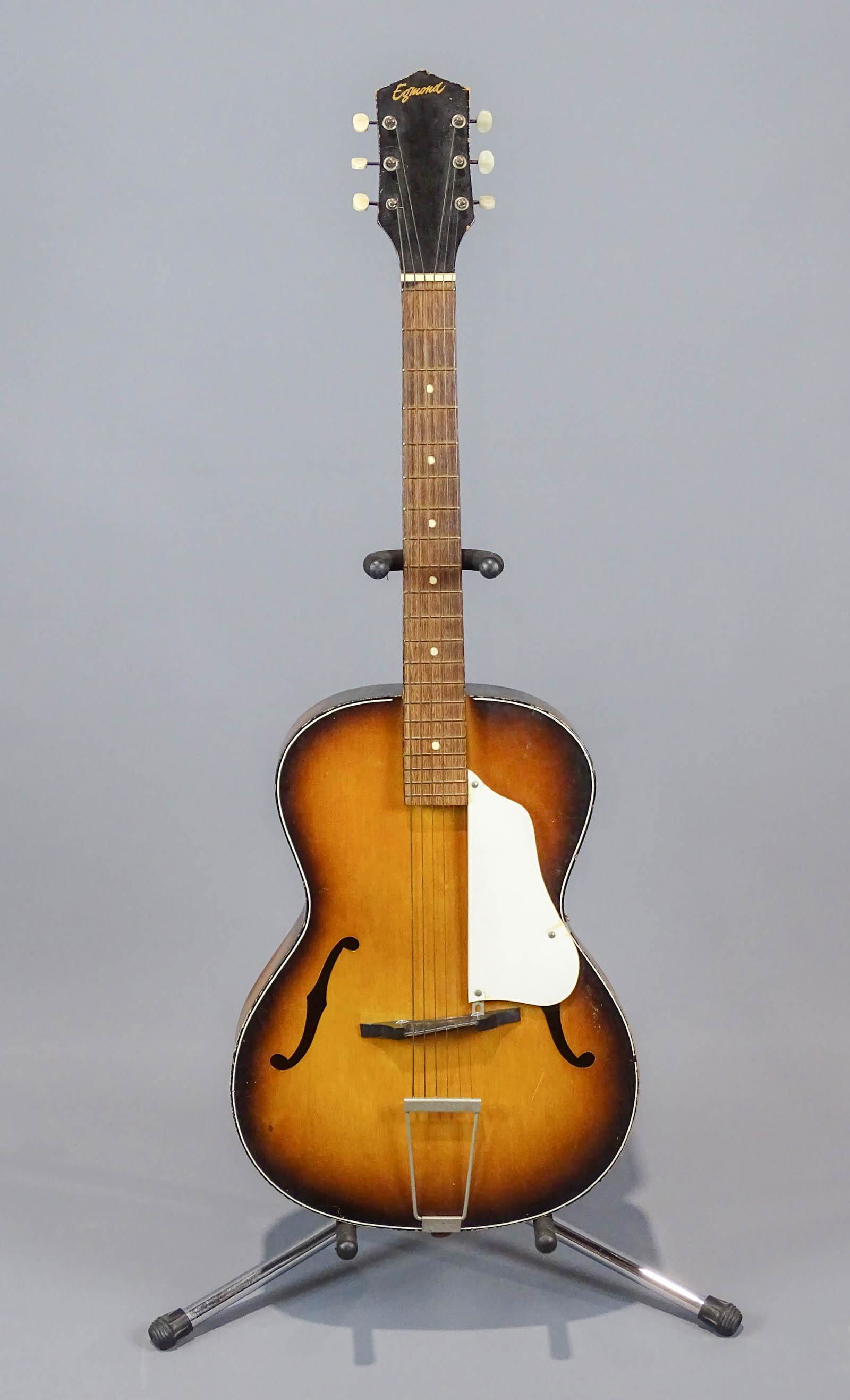 Egmond Guitar