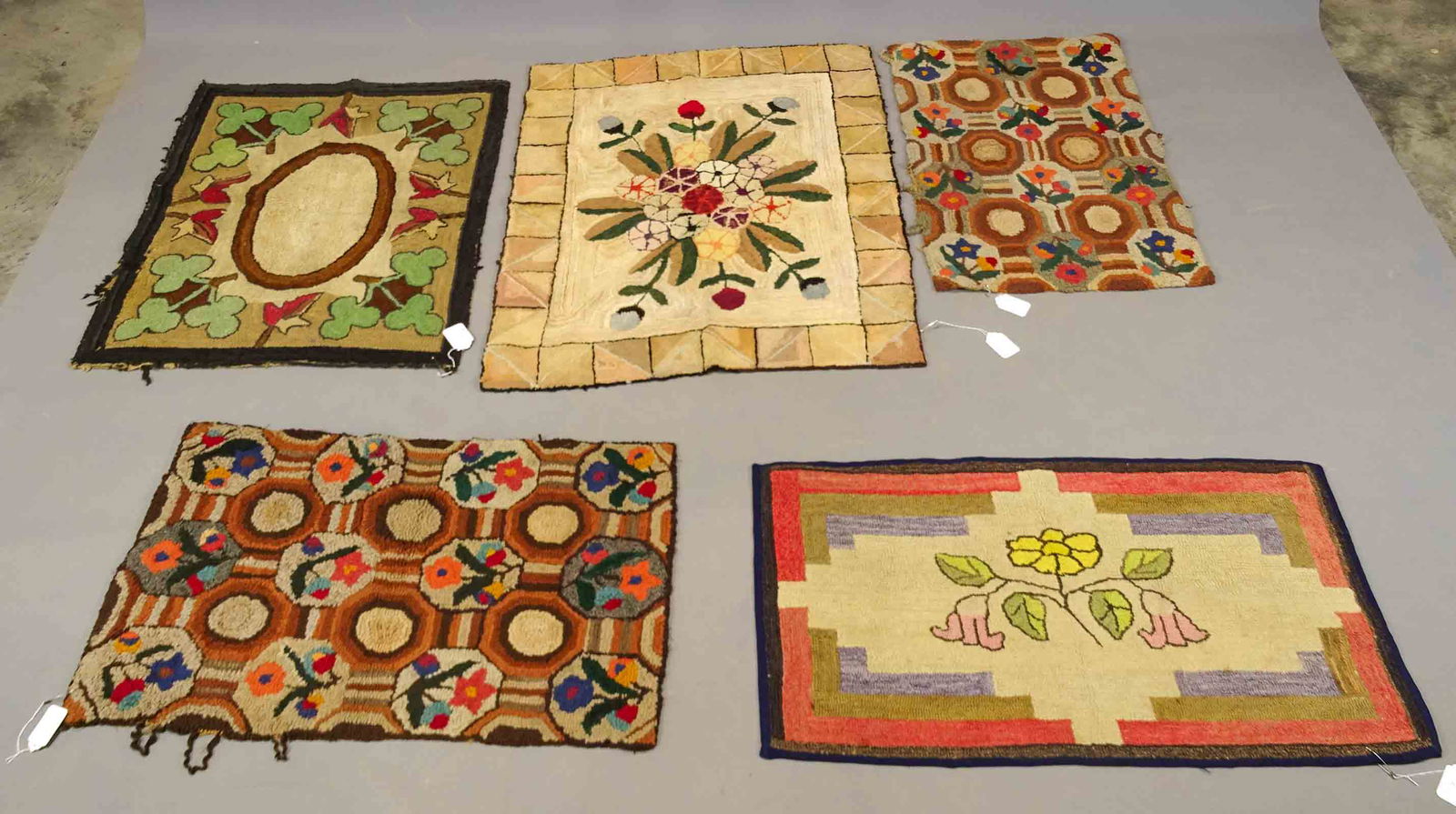 Hooked Rug Lot (1 of 12)
