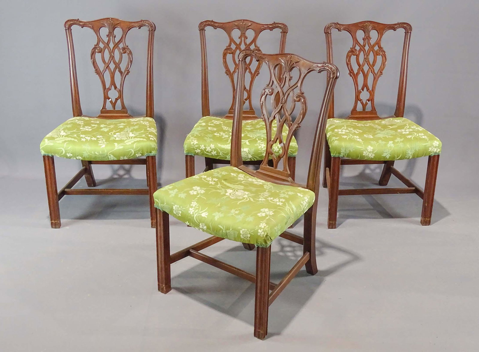 Set of (4) Chippendale Style Chairs: Set of (4) carved mahogany Chippendale style chairs. 19" seat Ht., 38" overall Ht..