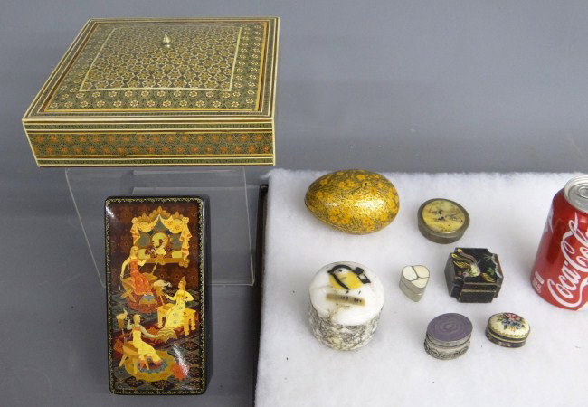 Lot Boxes: Lot 9 misc. boxes including pill, dresser etc.