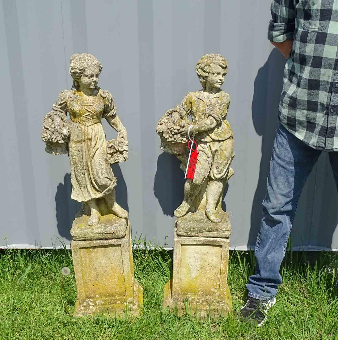 Pair Statues (1 of 7)