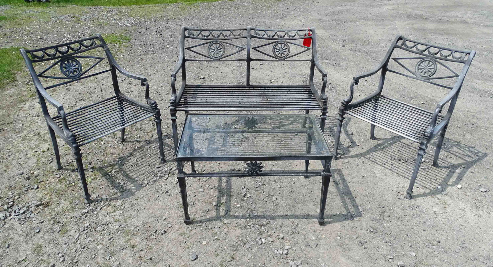 4 Pc. Patio Set (1 of 7)