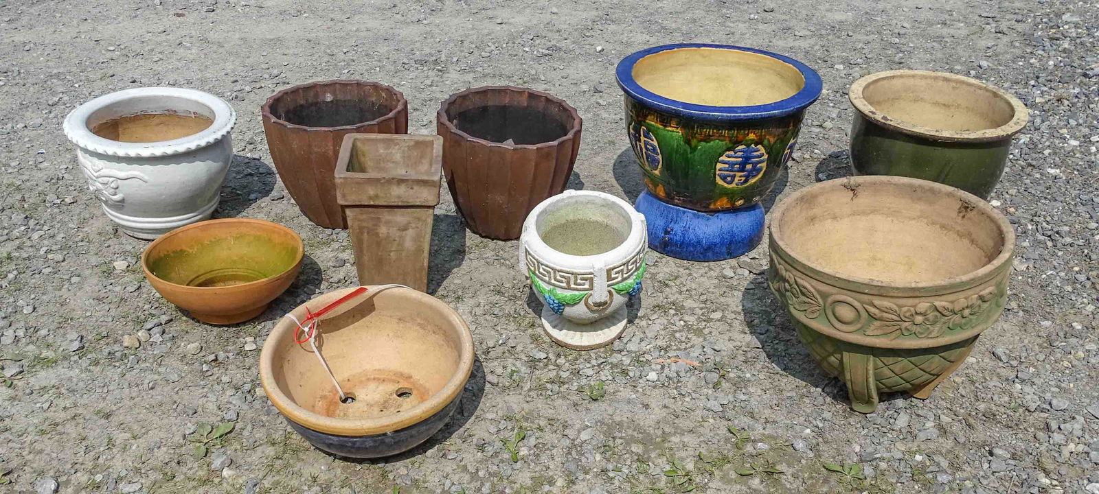 Lot 11 Plant Pots (1 of 6)