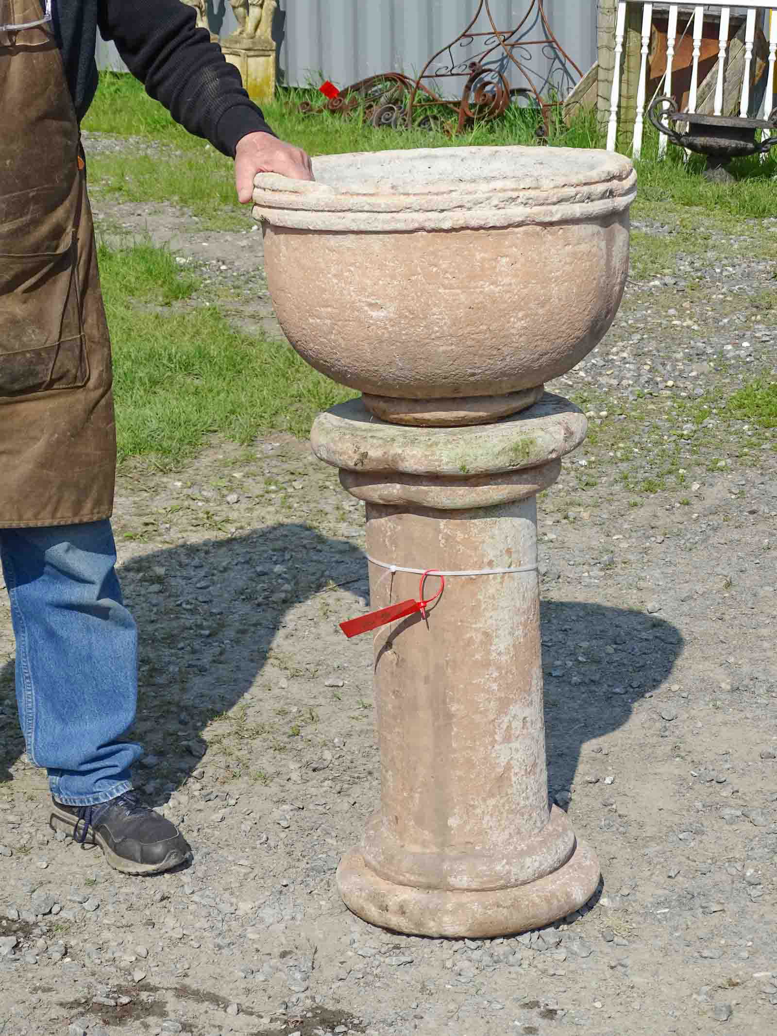 Stone Planter on Plinth (1 of 5)