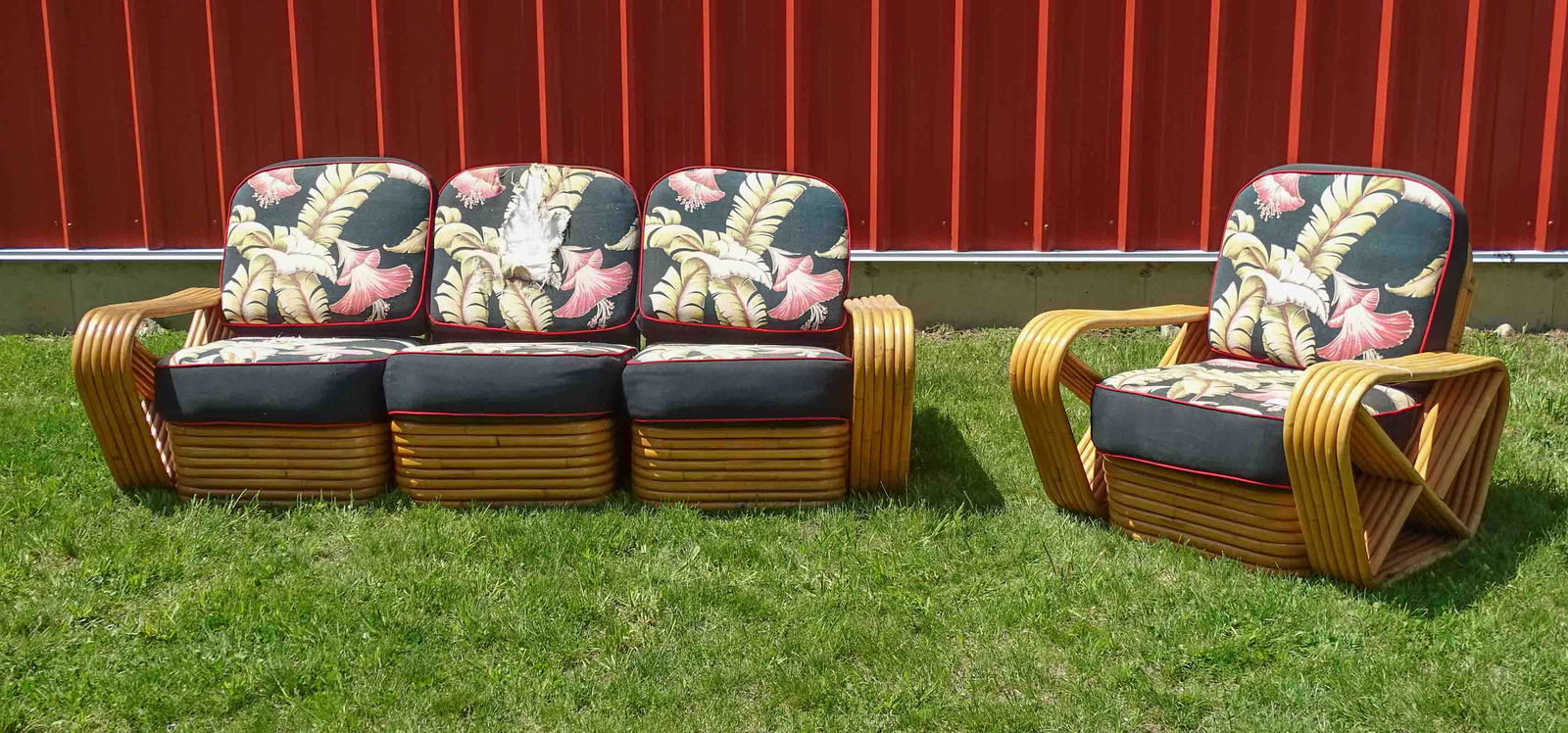 Wicker Sofa and Chair (1 of 12)