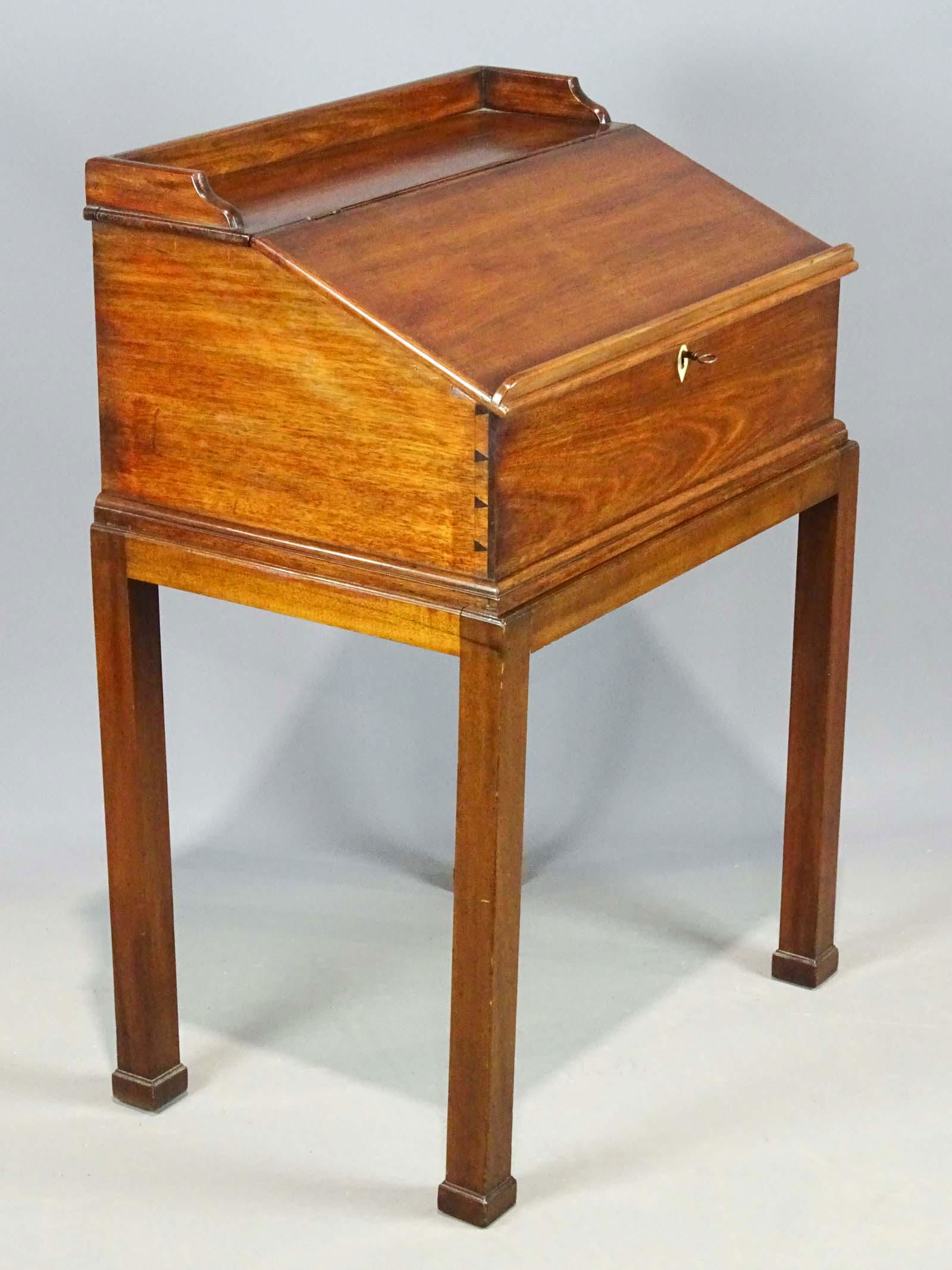 Slant Lid Desk Box (1 of 10)