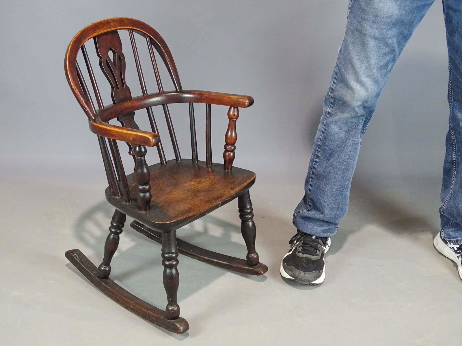 Childs Windsor Rocking Chair (1 of 4)