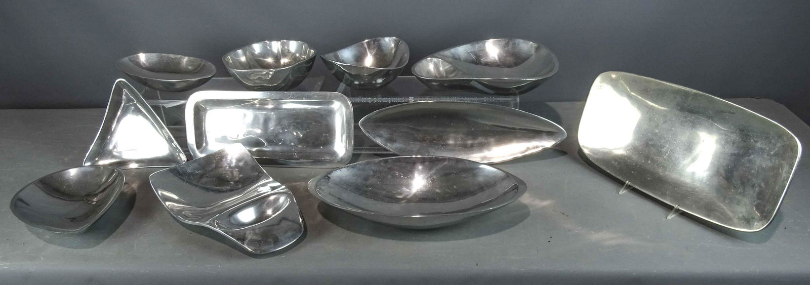11 Pcs. Nambe Servingware (1 of 12)