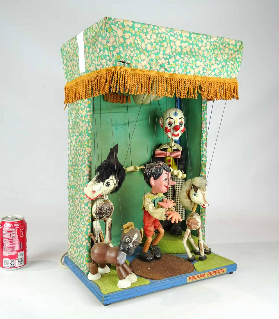 Pelham Puppets Diorama (1 of 8)