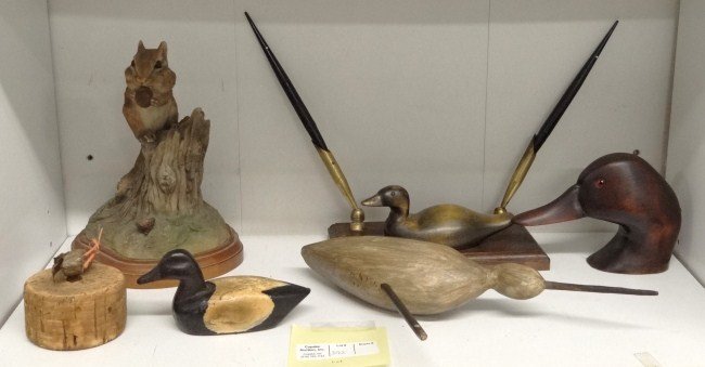 Misc. Lot: Misc. lot including shorebird, duck paperweight, wooden duck head (has label underneath), duck ink set along with ceramic squirrel marked "Bon Appetit Mill Creek Studios".