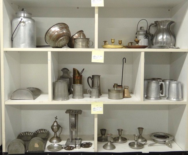 Misc. Lot: Misc. lot pewter, candle molds, ladles, lighting etc., over 40 pcs.