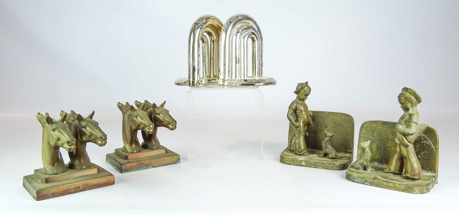 Bookends: Lot (3) pair of vintage bookends.