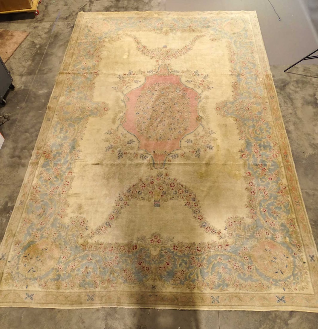 Palace Sized Rug (1 of 7)