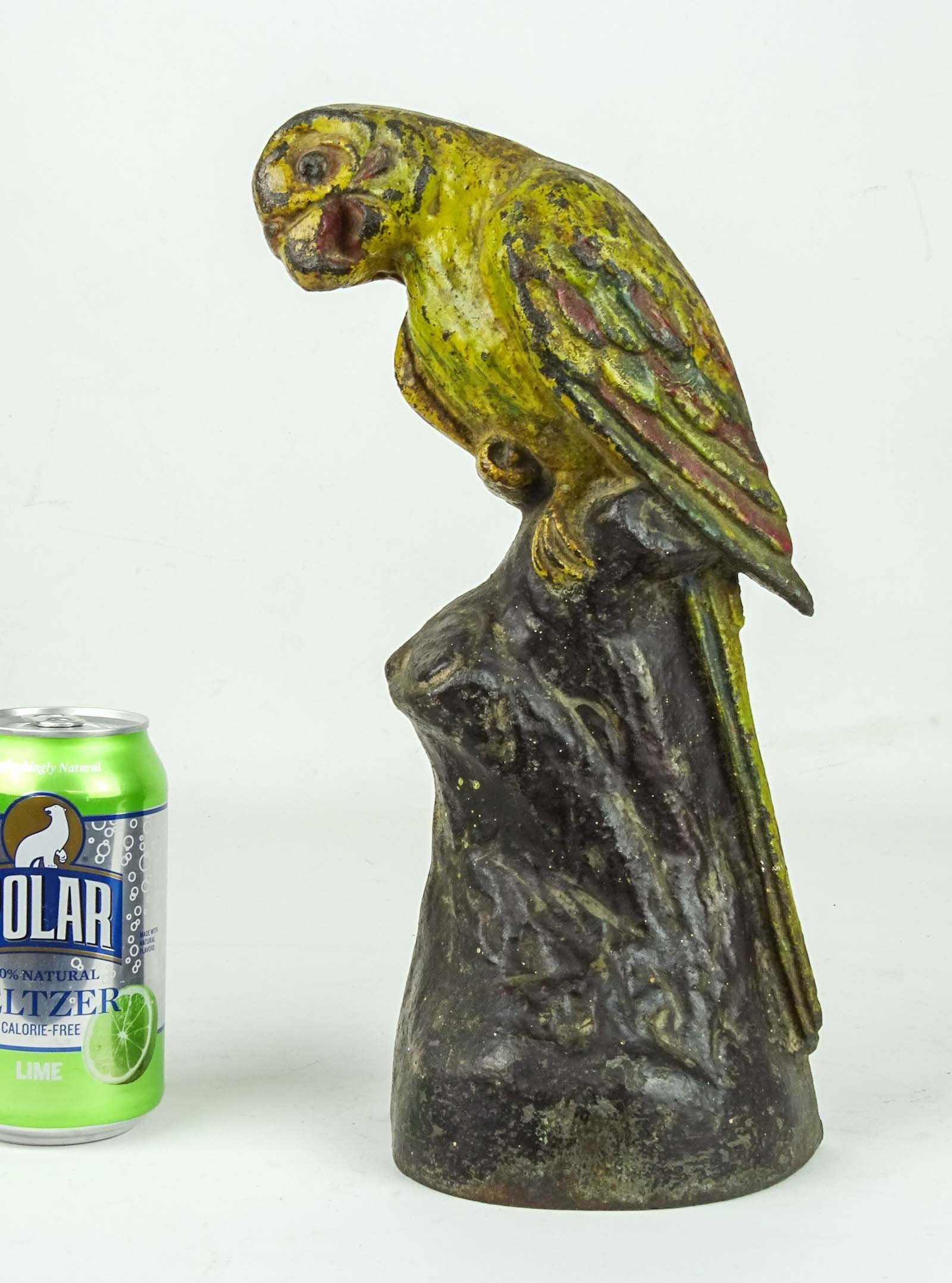 Parrot on Stump Doorstop (1 of 6)