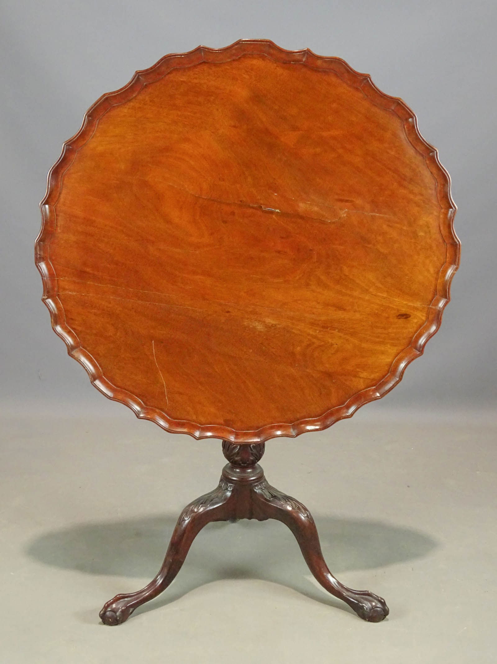 18th c. Pie Crust Top Table (1 of 7)