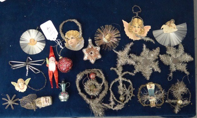 Christmas Lot: Lot assorted tinsel ornaments including stars, feather angels etc.