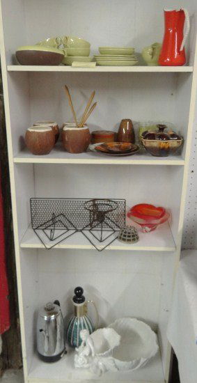 Misc. Lot: Misc. lot Mid Century and misc. including Capodimonte bowl (imperfections), wire rack, Danish pitcher, assorted plates etc.