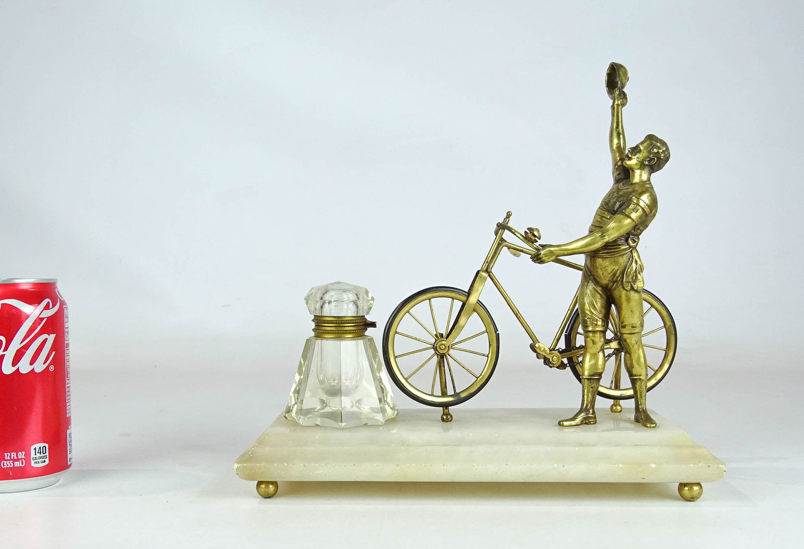 Inkwell with Safety Rider (1 of 9)