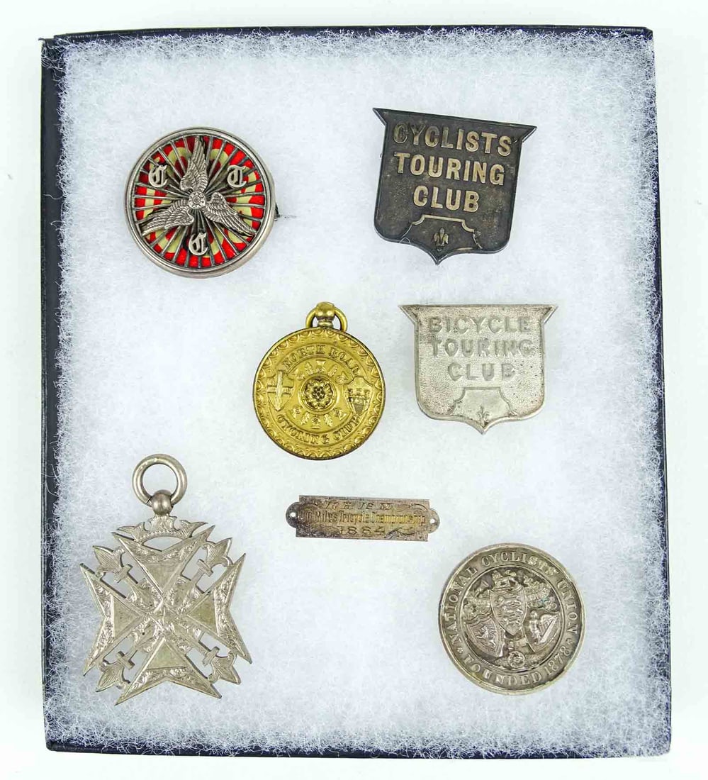English Bicycle Medals (1 of 7)