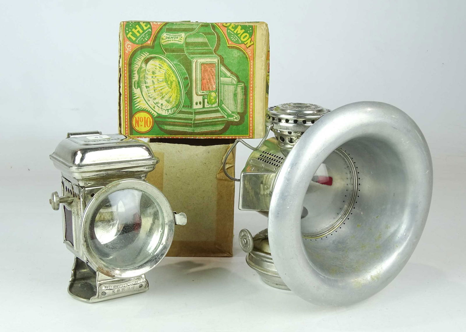 Bicycle Lamp Lot (1 of 15)