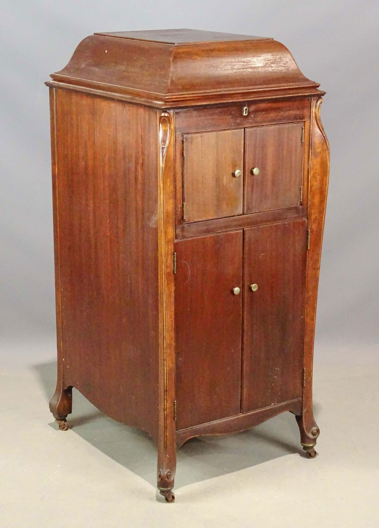 Victor Victrola (1 of 9)