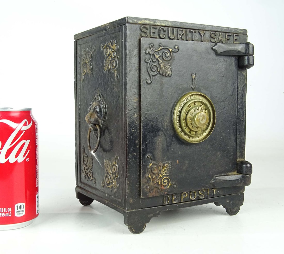 Large Safe Bank (1 of 6)