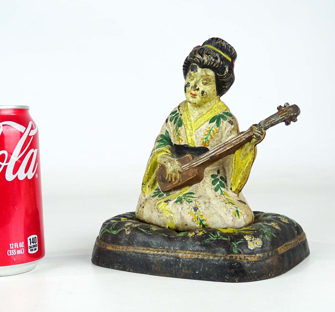 Hubley Geisha Doorstop (1 of 5)