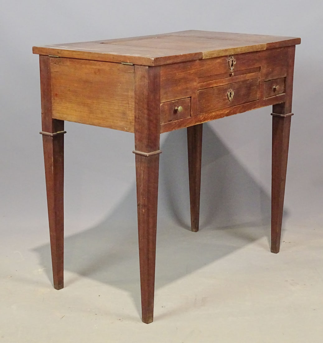 18th c. Beau Brummell Dressing Table (1 of 8)