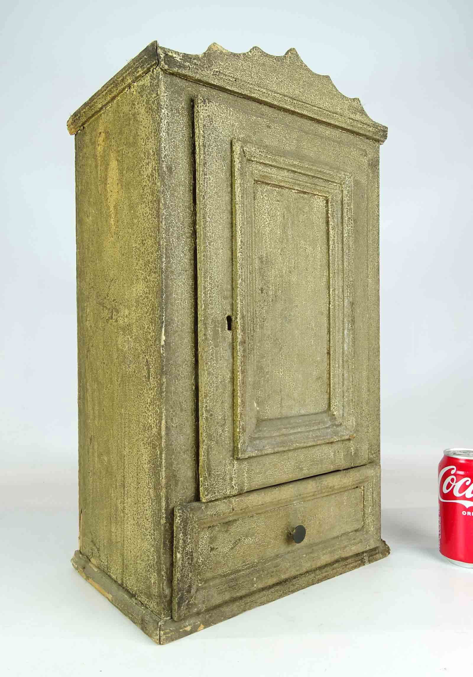 19th c. Hanging Cupboard (1 of 7)