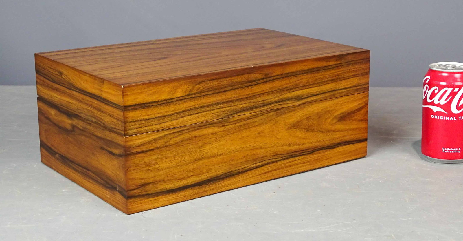 Davidoff Humidor: Davidoff Swiss humidor. 14" x 9" x 5 3/4".