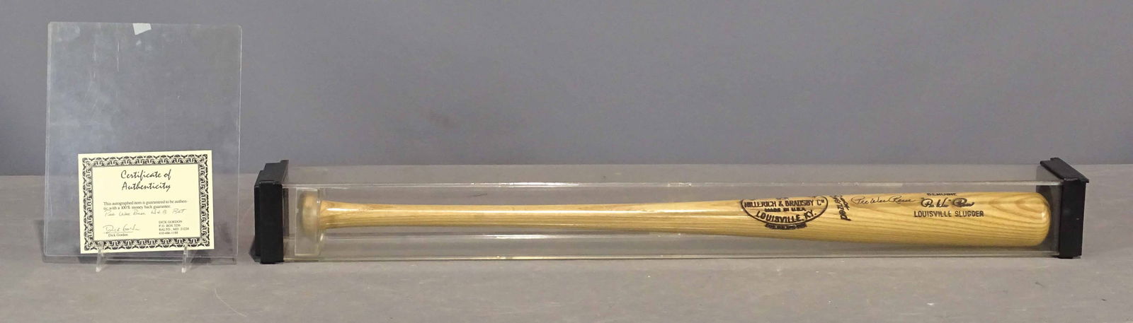 Pee Wee Reese Autographed Baseball Bat (1 of 7)