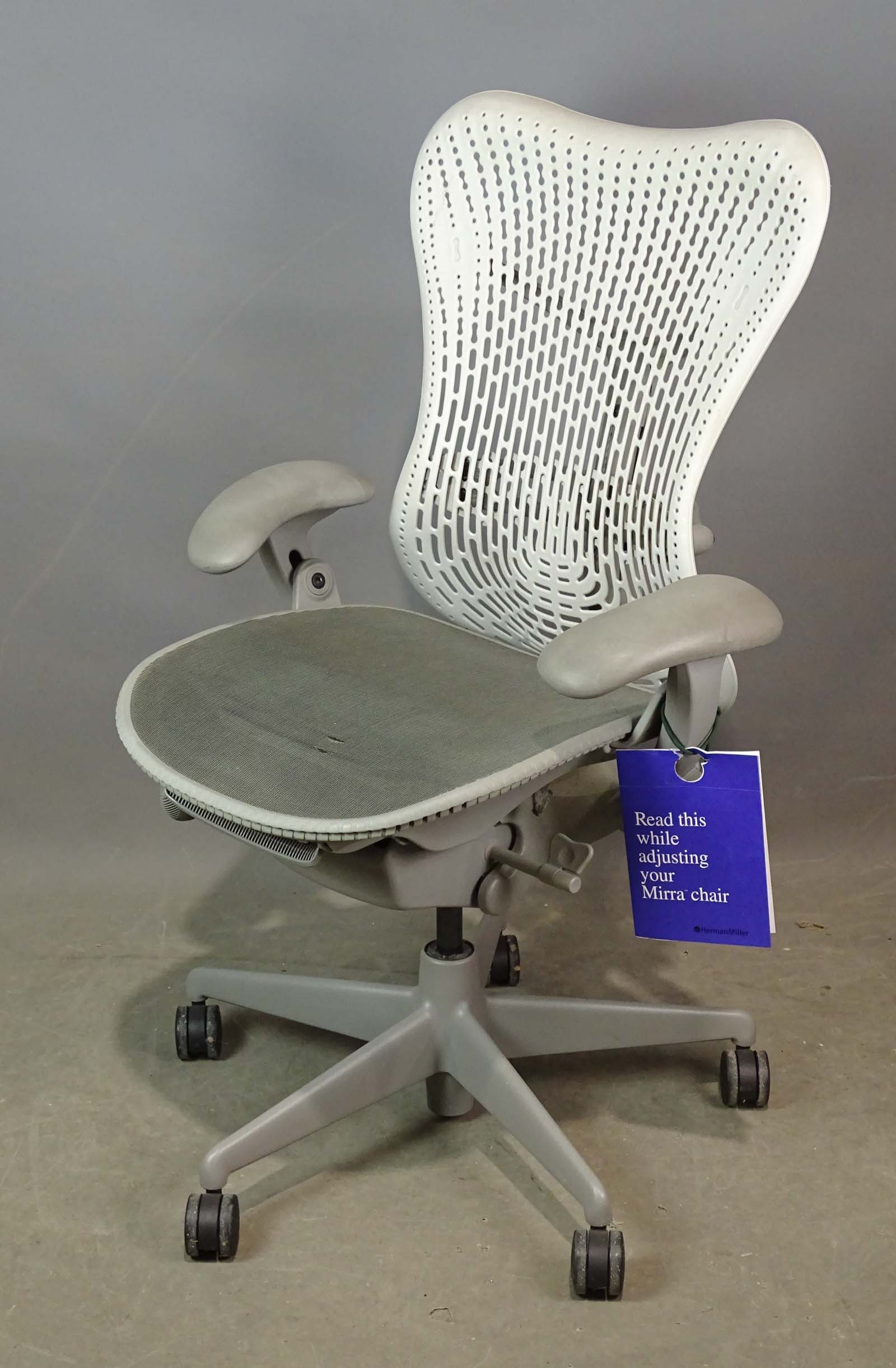 Herman Miller Office Chair: Herman Miller Mirra office chair.