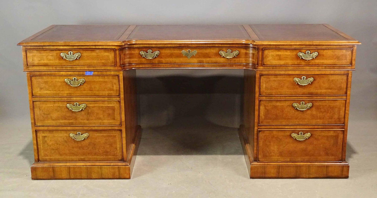 Mahogany Kneehole Desk (1 of 7)