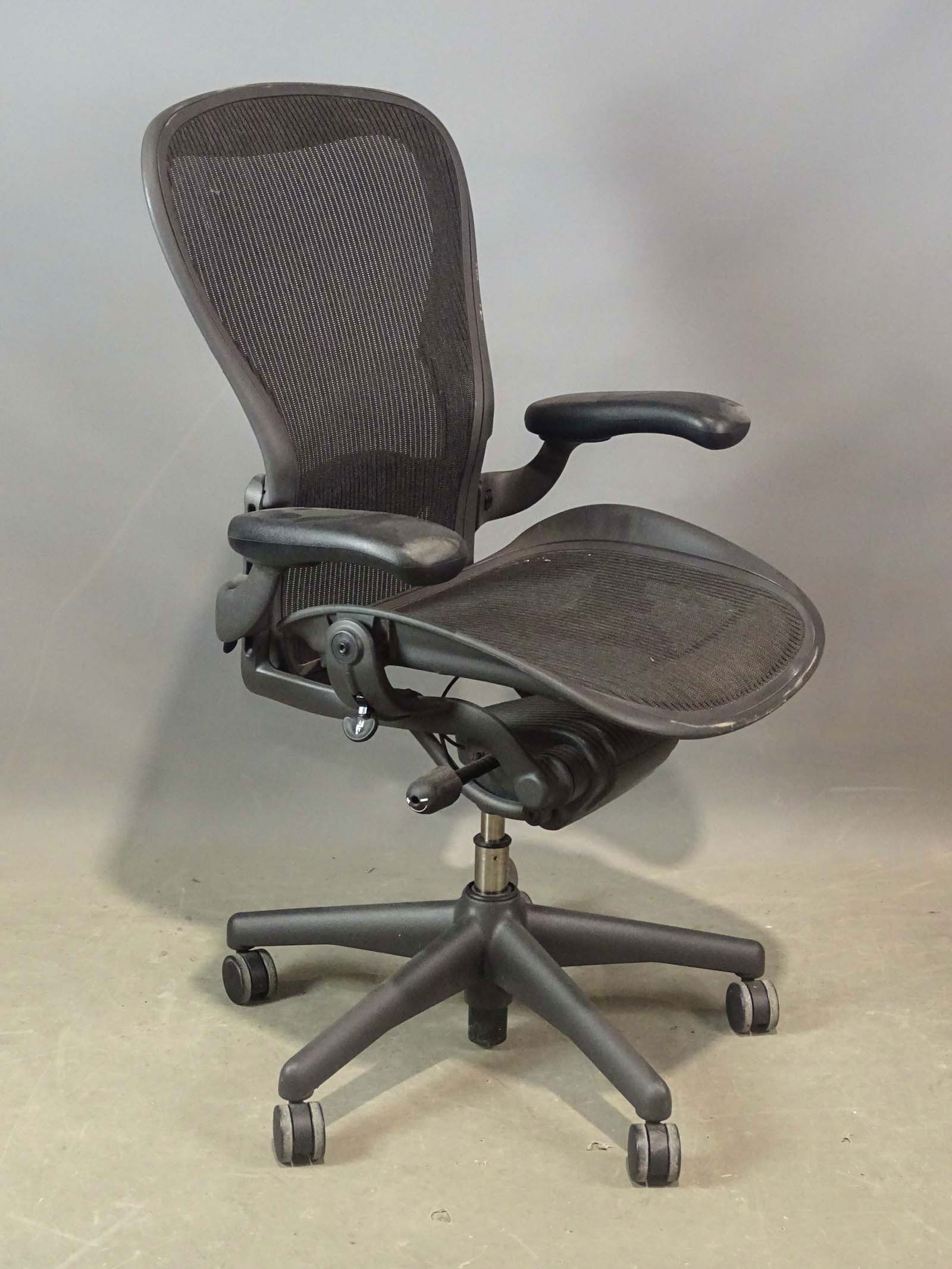 Office Chair (1 of 8)