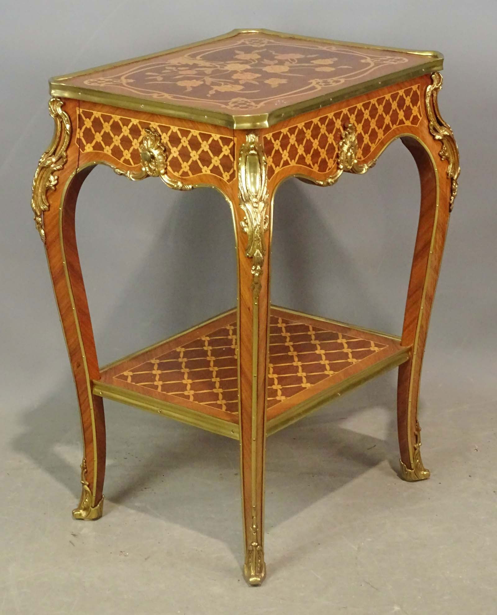 French Style Stand (1 of 7)