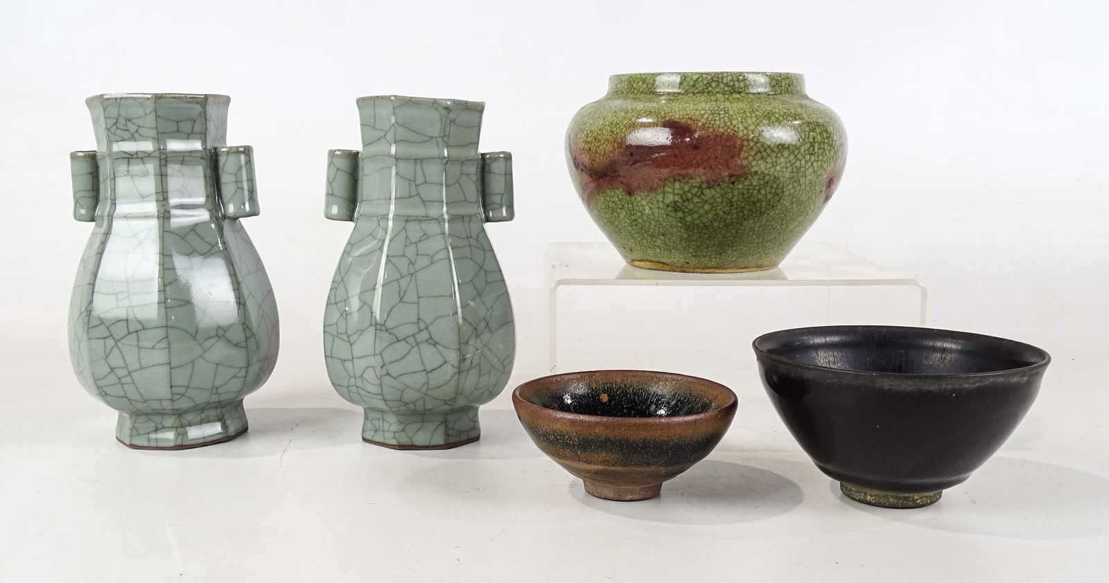 Chinese Pottery Lot (1 of 11)