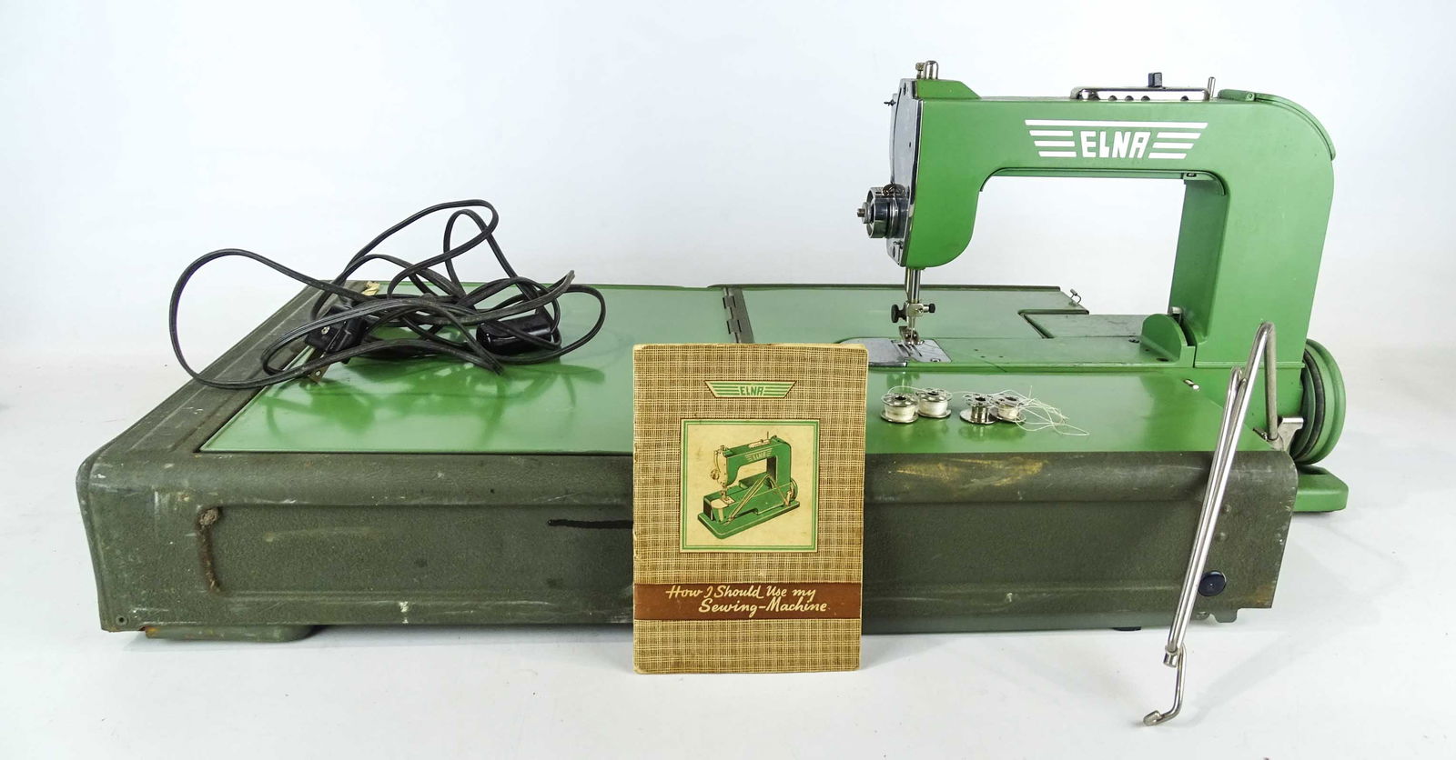 Vintage Elna Sewing Machine (1 of 15)