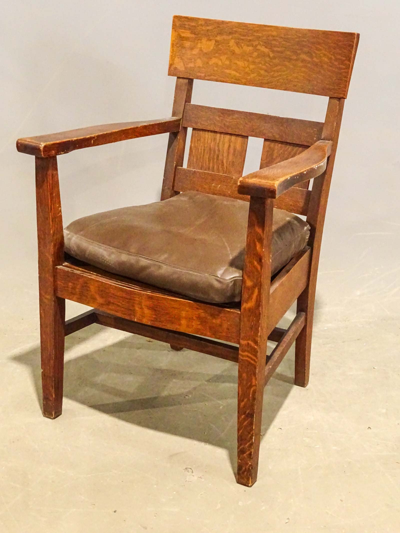 Mission Oak Armchair: Mission oak armchair. 21" seat Ht., 40" overall Ht..